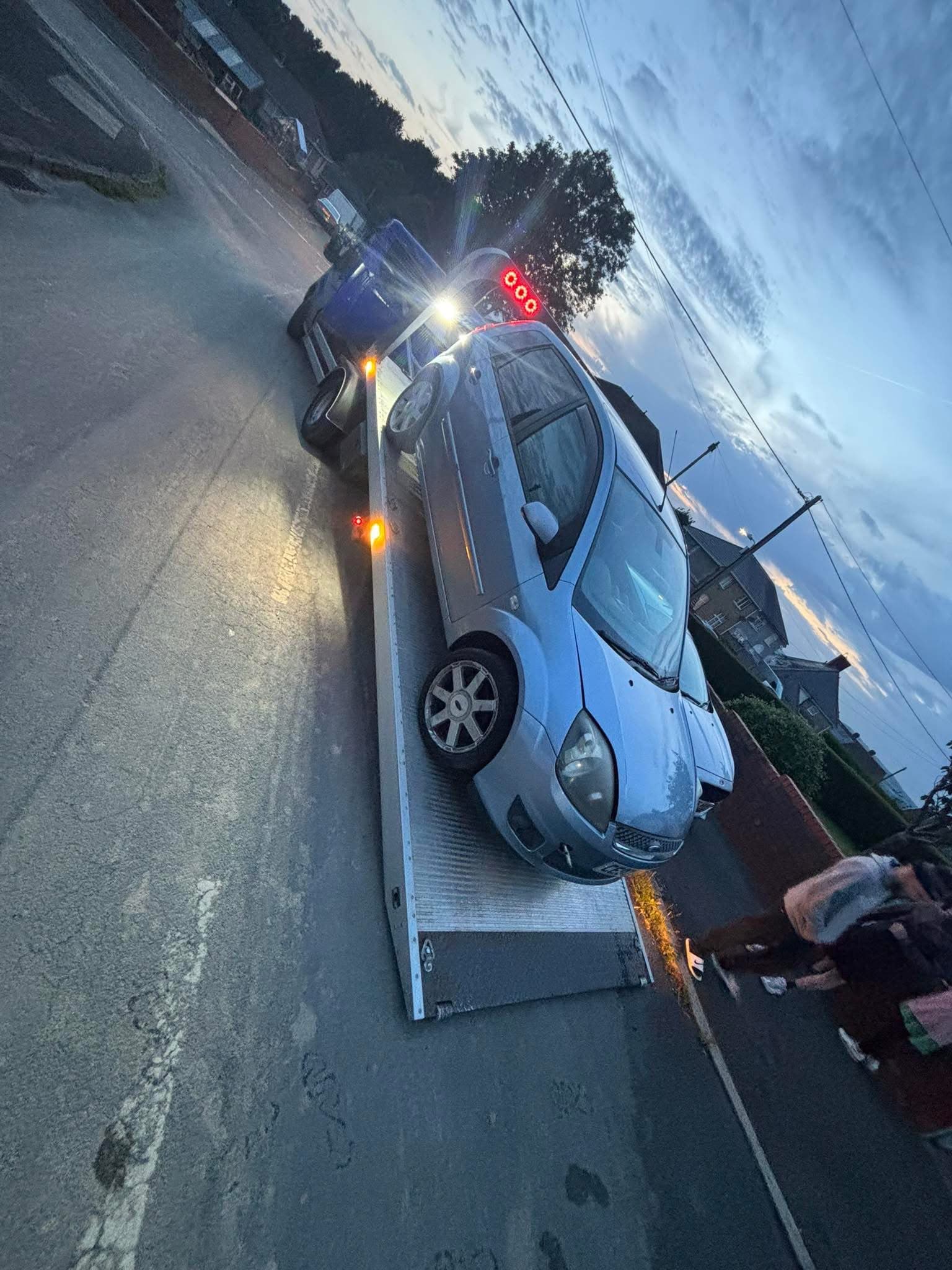 Car recovery job in Swansea